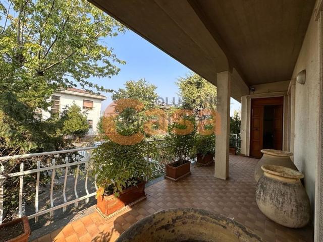 Case e ville in vendita di 280 m² in Via Arcangelo Ghisleri