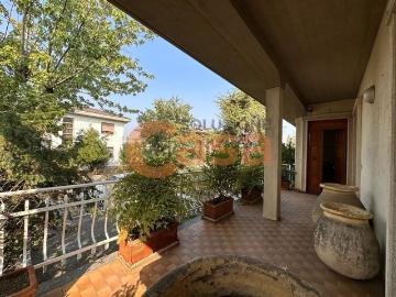 Case e ville in vendita di 280 m² in Via Arcangelo Ghisleri