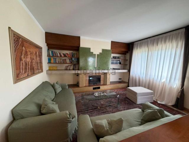 Case e ville in vendita di 280 m² in Vicolo Milano