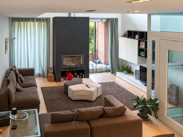 Case e ville in vendita di 280 m² in Via della Lama