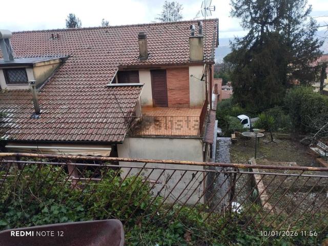 Case e ville in vendita di 280 m² in Via delle Barozze