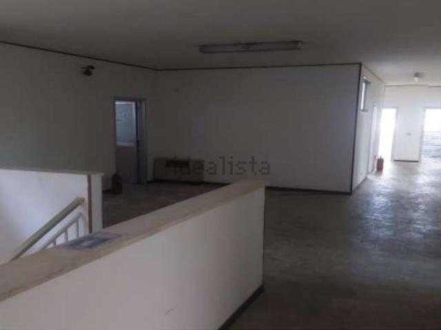 Case e ville in vendita di 280 m² in Via e Fermi