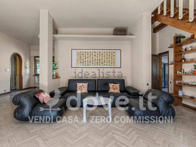 Case e ville in vendita di 309 m² in Via Empolese, 31