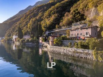 Case e ville in vendita di 280 m² in Via Nisciorè, 5