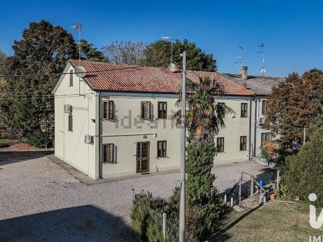 Villetta bifamiliare in vendita di 280 m² in Via Signora, 13