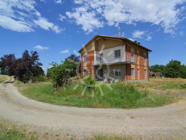 Case e ville in vendita di 280 m² in Via Pilastrino