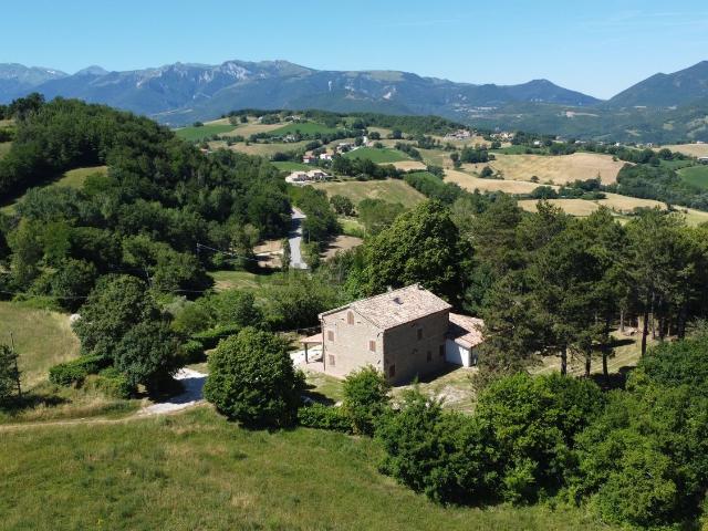 Case e ville in vendita di 280 m² in Contrada Vallimestre