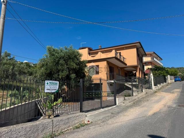 Case e ville in vendita di 280 m² in Contrada Coreca