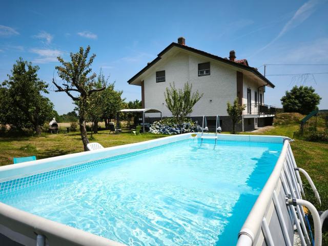 Case e ville in vendita di 280 m² in Frazione Remodato, 5