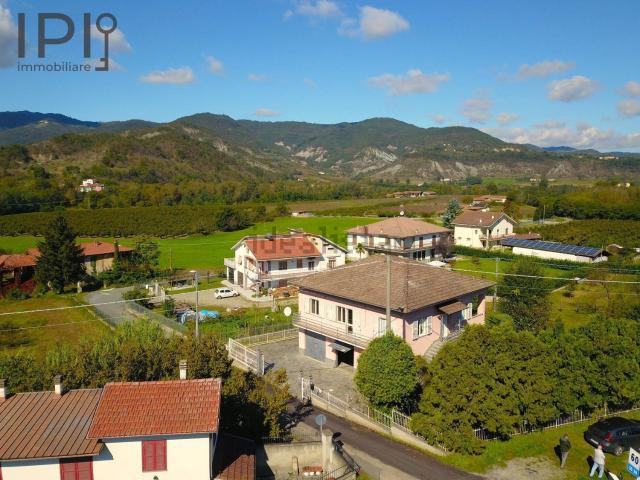 Case e ville in vendita di 280 m² in Località Porella Dova, 2