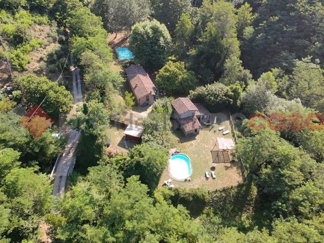 Case e ville in vendita di 280 m² in Località Segone