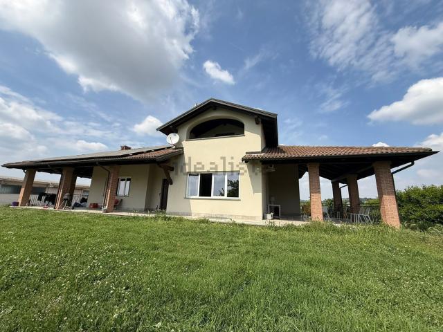 Case e ville in vendita di 280 m² in Strada della Cerca, 23