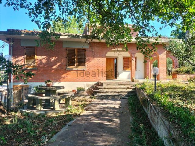 Case e ville in vendita di 281 m²