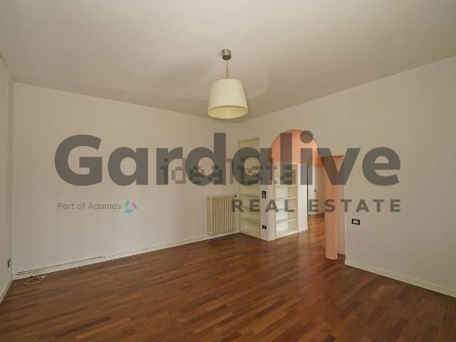 Case e ville in vendita di 281 m² in Via Antonio Meucci