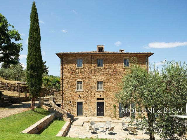 Case e ville in vendita di 282 m² in Via del Gargaiolo, 3