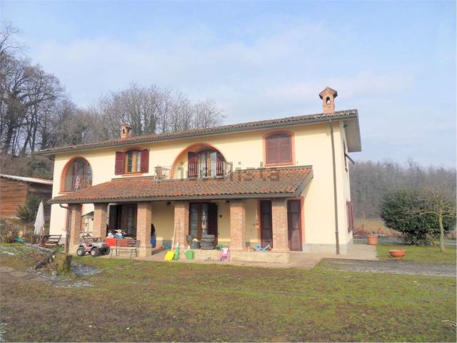 Case e ville in vendita di 284 m²