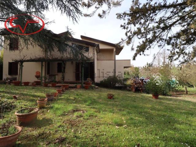 Case e ville in vendita di 284 m² in Via Poggiolino