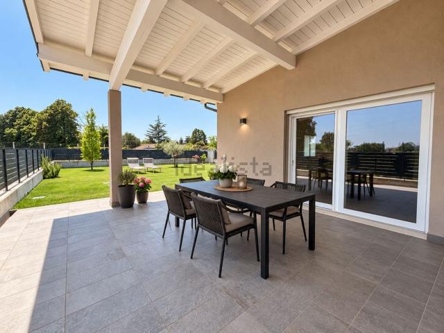 Case e ville in vendita di 284 m² in Strada Santa Caterina, 1