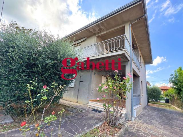 Case e ville in vendita di 285 m²