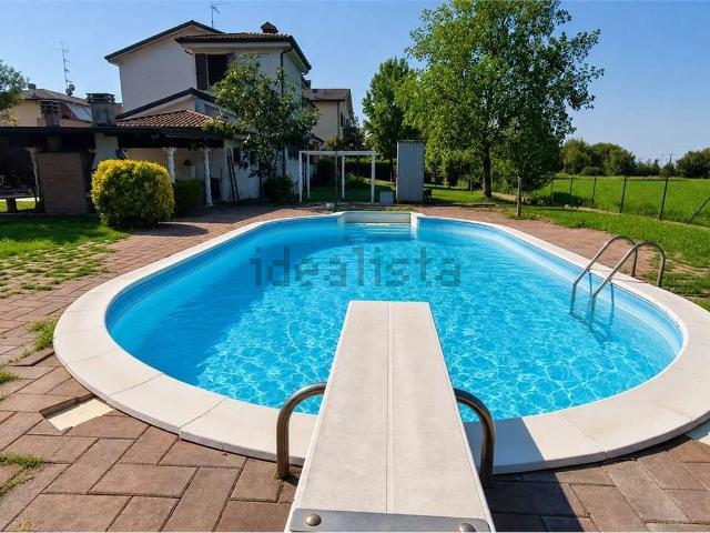Case e ville in vendita di 285 m²