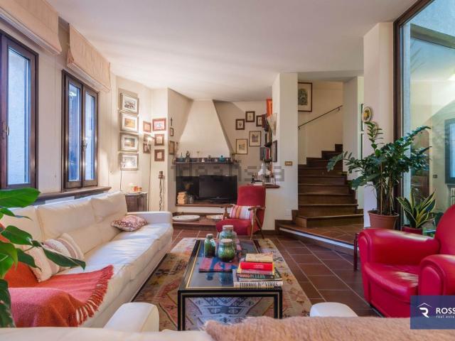Case e ville in vendita di 285 m²