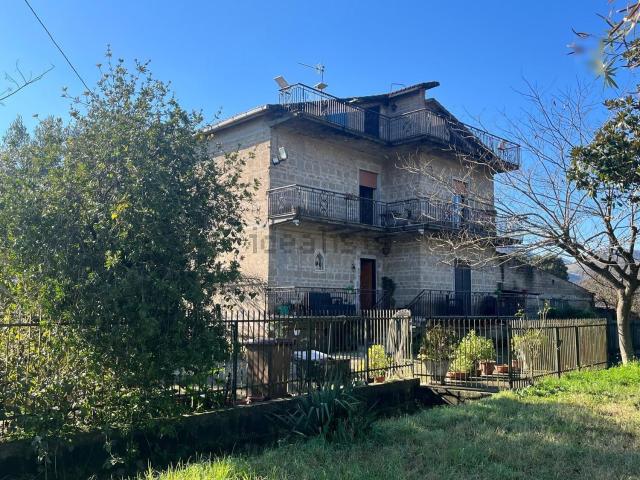 Case e ville in vendita di 285 m²