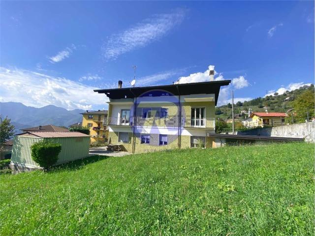 Case e ville in vendita di 285 m² in Località Tagliate