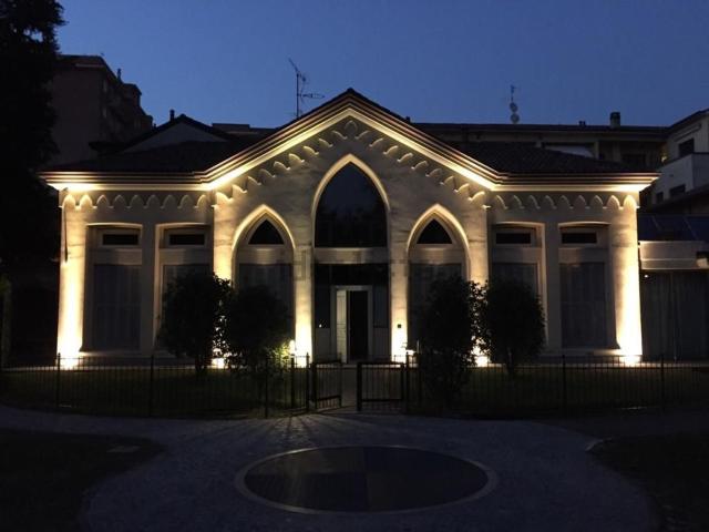Case e ville in vendita di 285 m² in Piazza Martiri di Fossoli