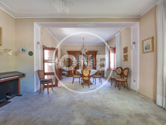 Case e ville in vendita di 286 m² in Via San Antonio, 1