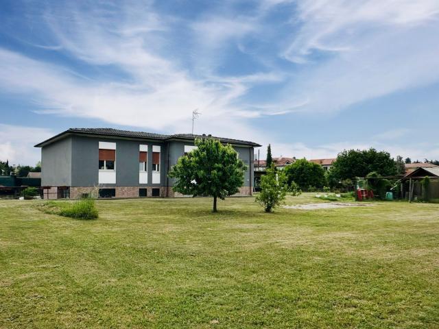 Case e ville in vendita di 287 m² in Via Cascina Campaccio