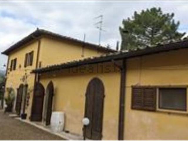 Case e ville in vendita di 287 m² in Via di Rendola