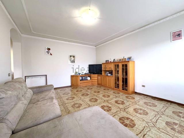 Case e ville in vendita di 287 m² in Via Roma, 5
