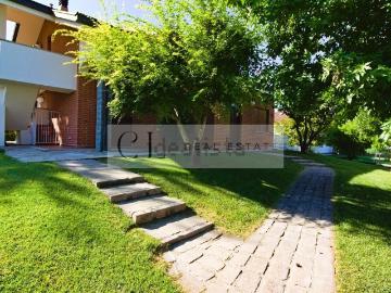 Case e ville in vendita di 289 m² in Strada Acqui in Cantalupo