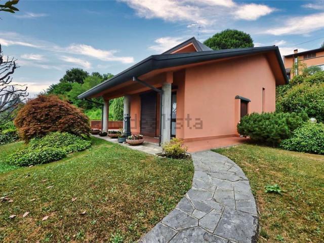 Case e ville in vendita di 290 m²
