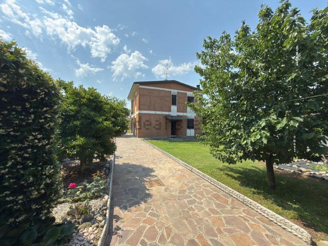 Case e ville in vendita di 290 m² in Via Cassinello del Fabbro