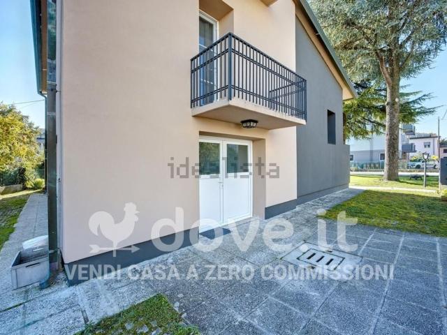 Case e ville in vendita di 290 m² in Via Giuseppe Verdi, 31