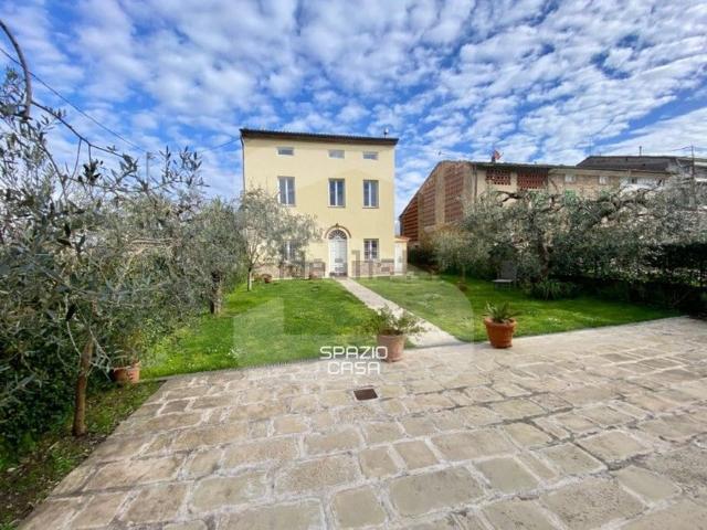 Case e ville in vendita di 290 m² in Via del Corpus Domini, 14