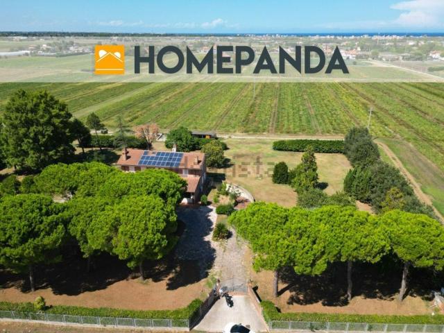 Case e ville in vendita di 290 m² in Via Orsoleto, 83