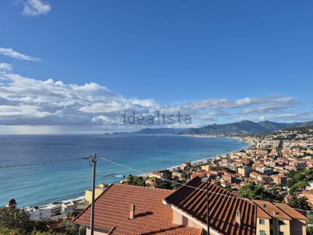 Case e ville in vendita di 290 m² in Via Nazario Sauro, 156