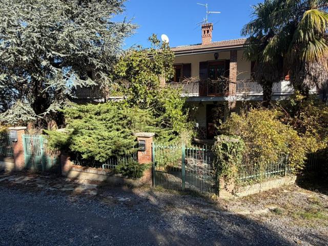 Case e ville in vendita di 290 m² in Località I Risoli