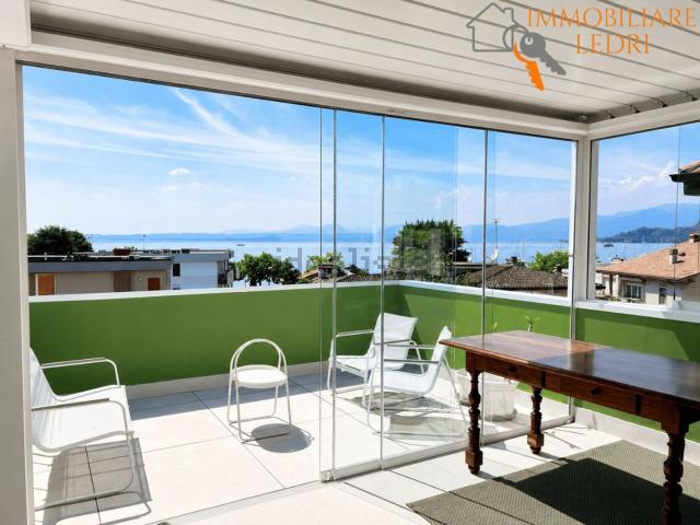 Case e ville in vendita di 290 m² in Piazza Catullo