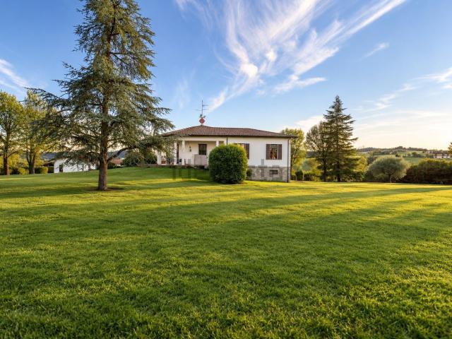 Case e ville in vendita di 290 m² in Strada dei Pollini