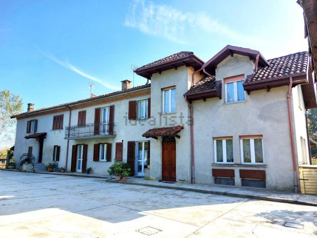 Case e ville in vendita di 291 m² in Via Marello, 11