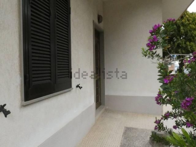 Case e ville in vendita di 291 m² in Via Parenzo