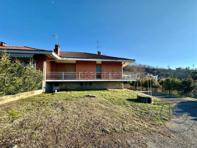 Case e ville in vendita di 291 m² in Strada Revigliasco