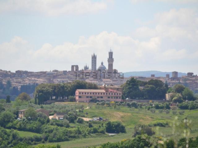 Case e ville in vendita di 292 m² in Strada di Pieve a Bozzone