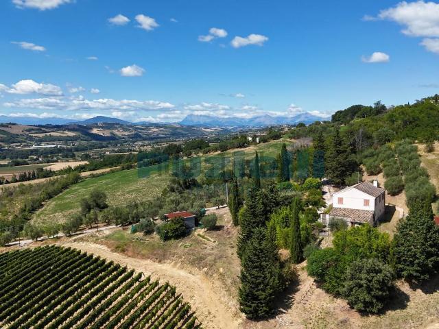 Case e ville in vendita di 293 m² in Contrada Forti