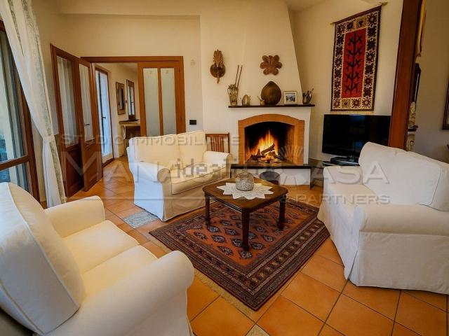Case e ville in vendita di 293 m² in Salita Caravaggio