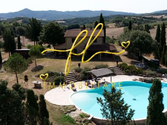 Case e ville in vendita di 294 m² in Via Palestro