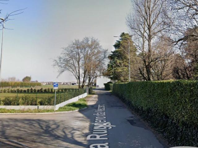Case e ville in vendita di 294 m² in Via Ruggero da Vezzano